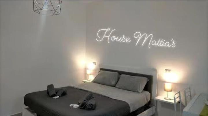 House Mattia Apartment Bari Exterior photo