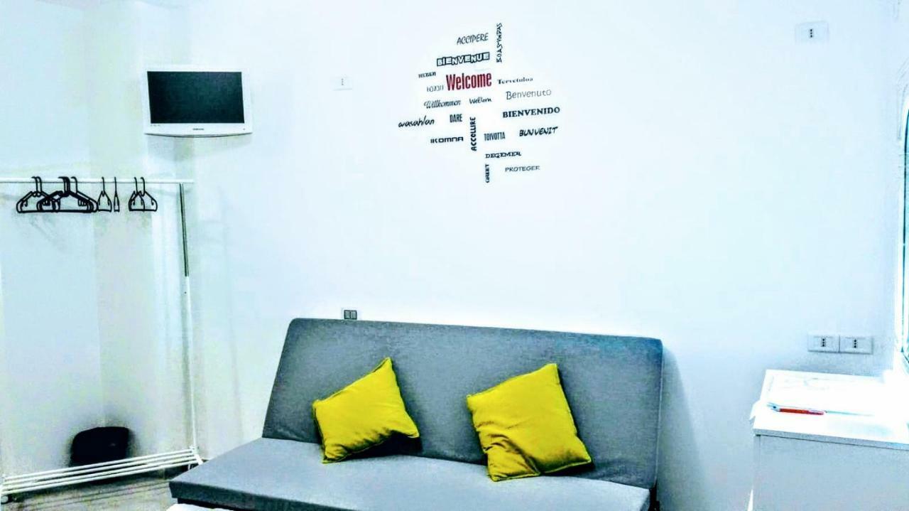 House Mattia Apartment Bari Exterior photo